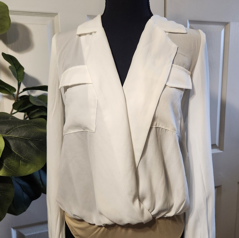 FashionNova Business Brunch Women’s Collared Bodysuit - Ivory Size Medium NWOT - Picture 5 of 12